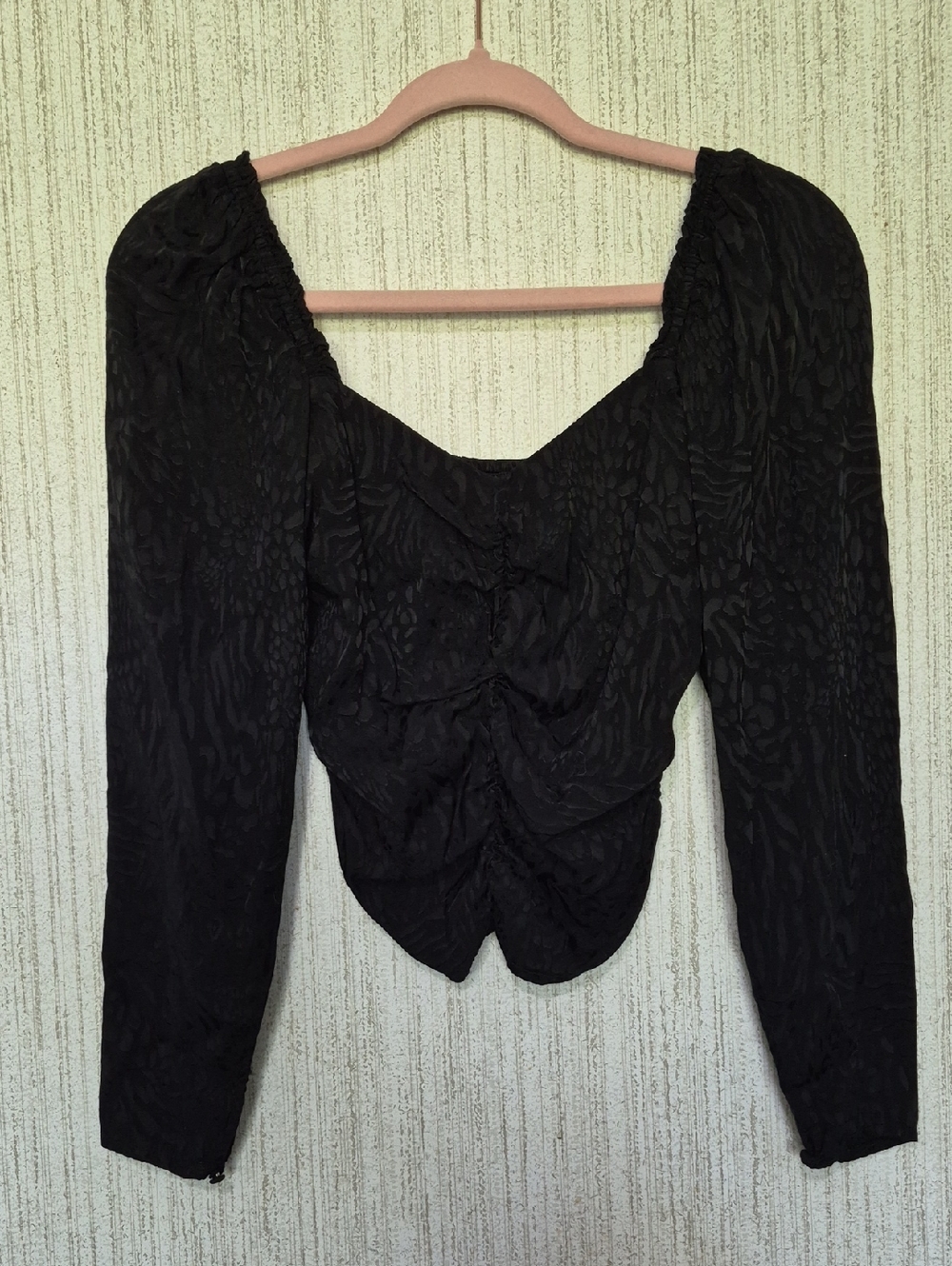 H&M Size 2 Black Cropped Top Smocking